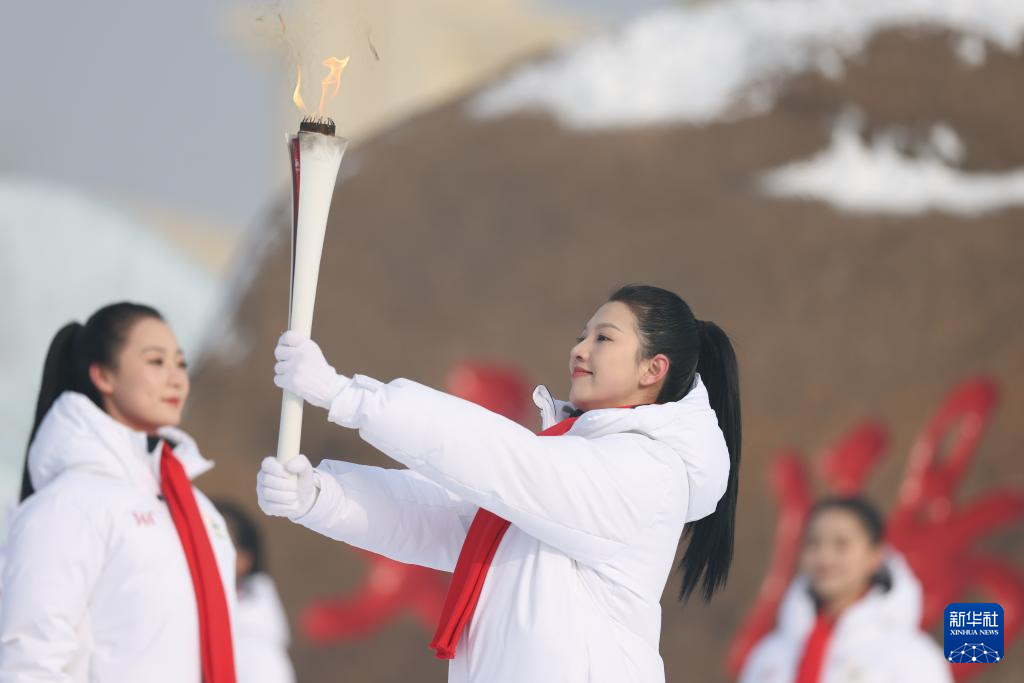 冰火交響 共迎盛會——哈爾濱亞冬會火種成功采集