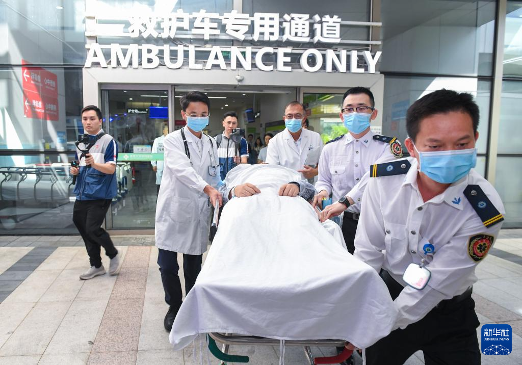 粵港跨境直通救護(hù)車試行計(jì)劃將于11月推行