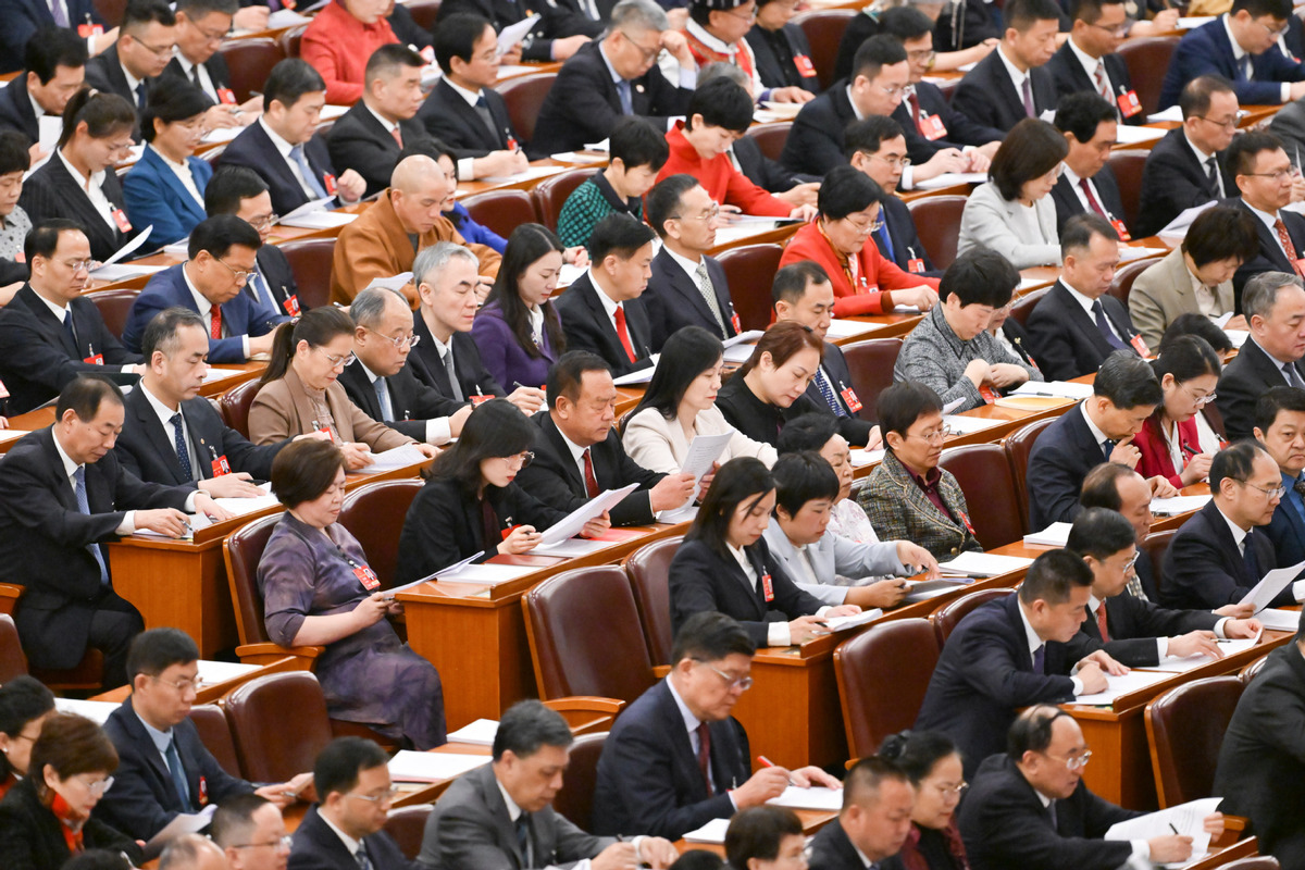 國(guó)際人士：規(guī)劃清晰并為之努力 中國(guó)為全球發(fā)展注入更多穩(wěn)定因素