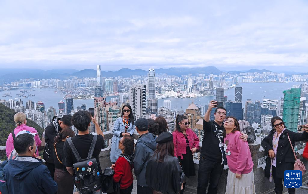 濃厚“年味”吸引海內(nèi)外游客來港過春節(jié)