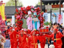 清明“蚕花节”，这群台湾同胞来桐乡河山“轧闹猛”