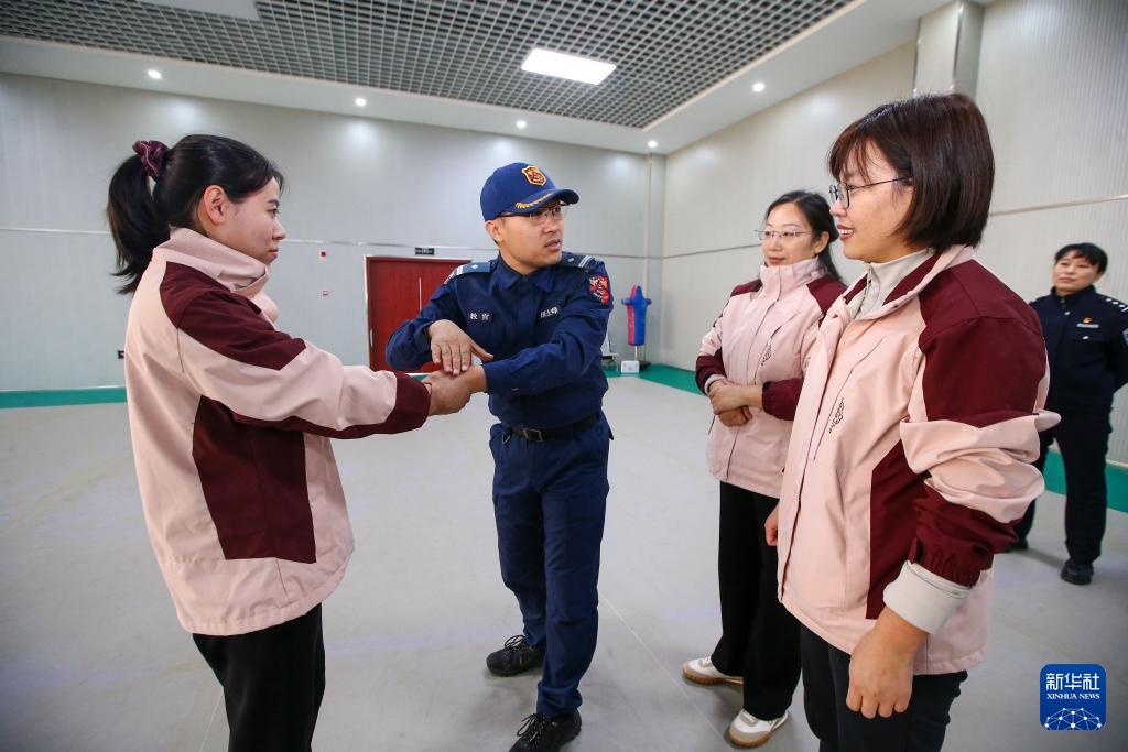 多彩活動迎“三八”國際婦女節(jié)