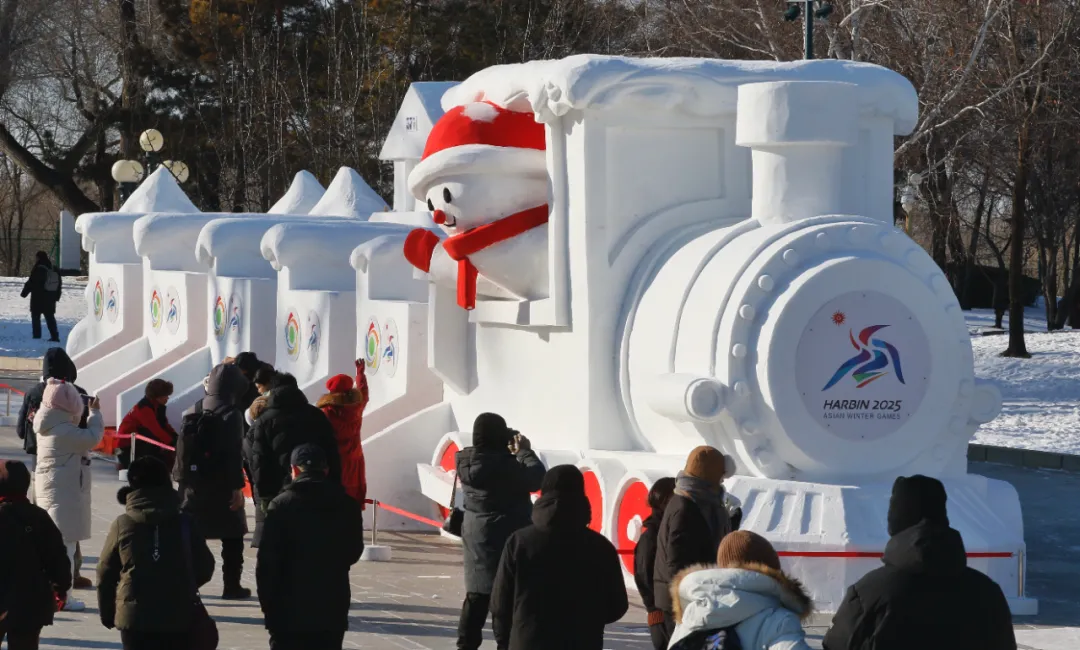 新OOTD展示！大雪人組團“打卡”爾濱啦