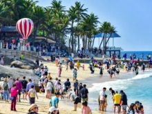 海南刷新假期旅游“成绩单”——从淡旺分明到四季红火