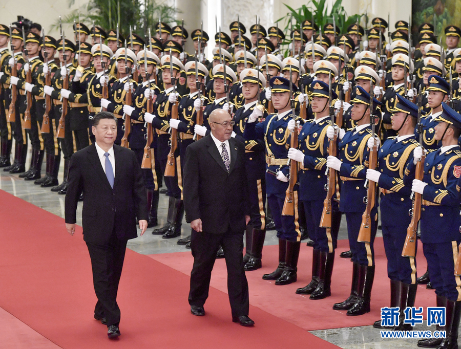 习近平同苏里南总统鲍特瑟会谈