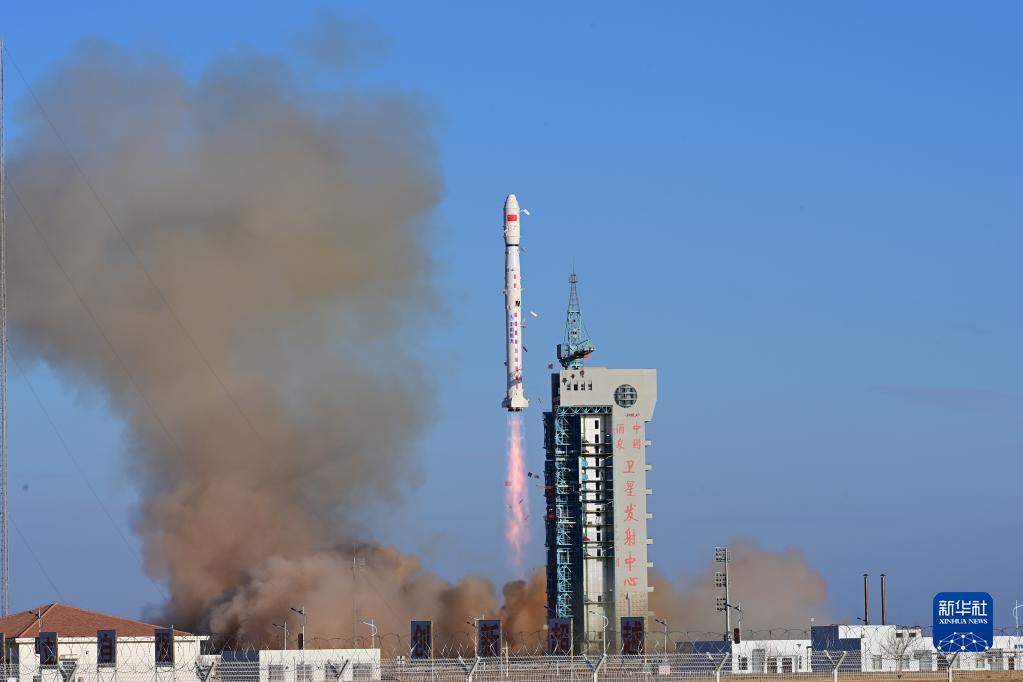 中国成功发射试验二十号A/B星