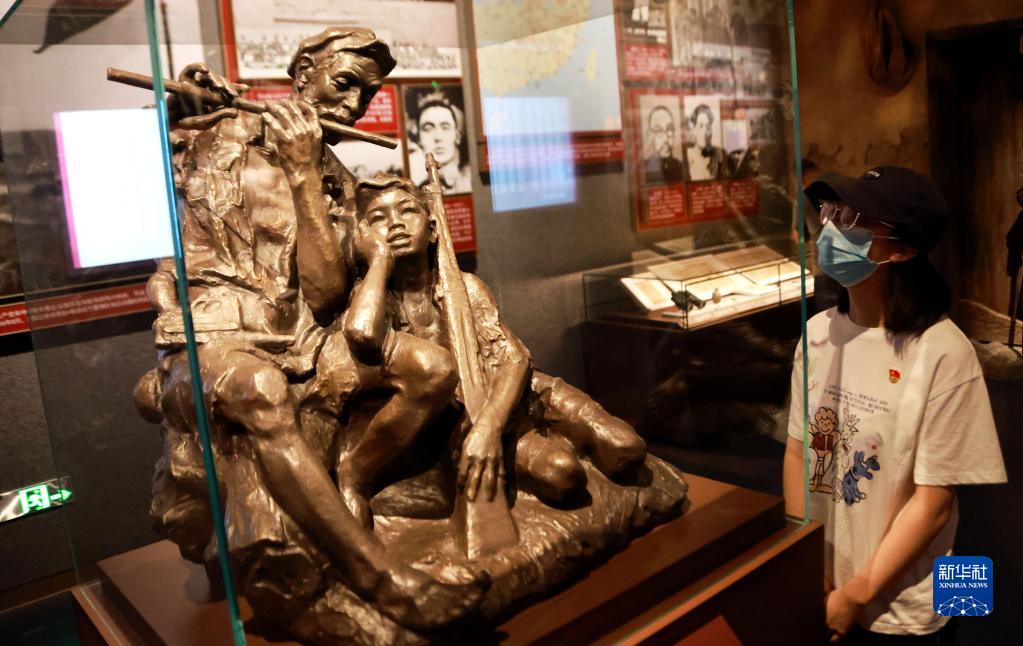 中国共产党历史展览馆开馆以来持续形成参观热潮