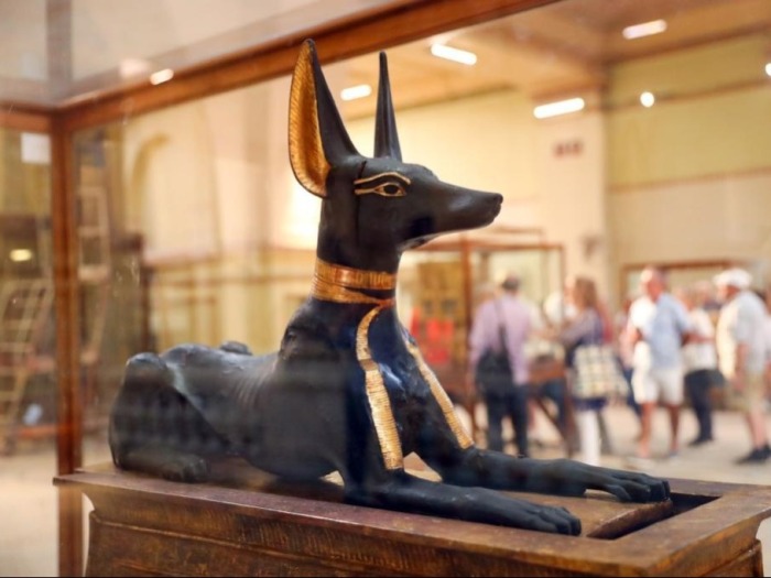 在埃及博物馆寻找“阿努比斯”