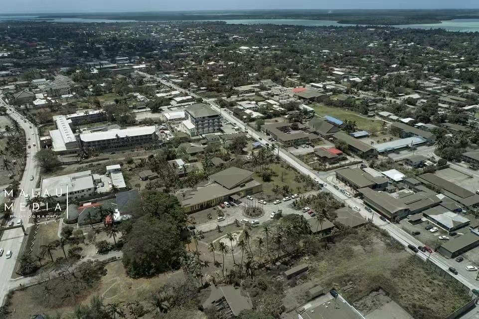 最新照片！汤加首都努库阿洛法仍被火山灰覆盖