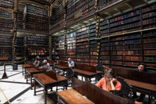 走進圖書館——巴西皇家葡文圖書館