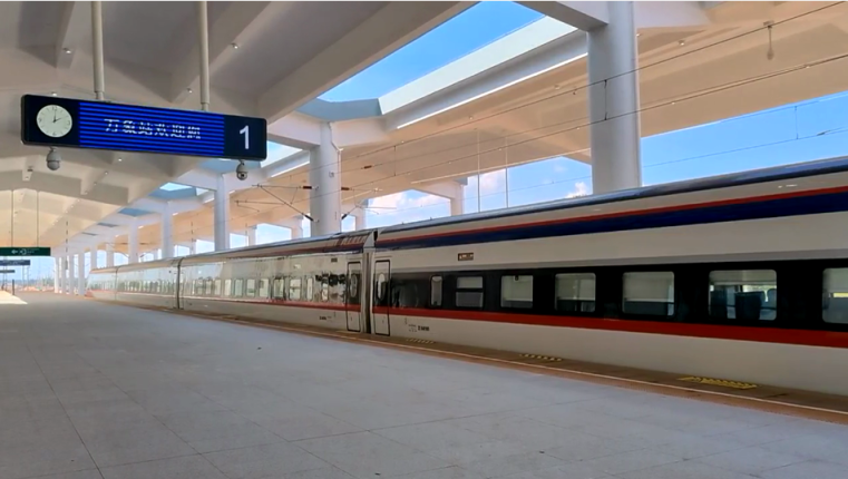 中老铁路老挝境内客运站全部具备客运服务条件