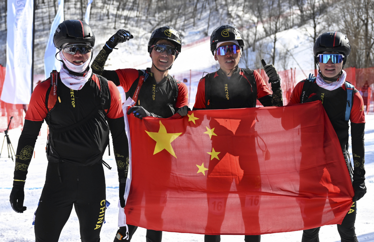 超燃超精彩！来看9日亚冬会上中国队夺奖的瞬间