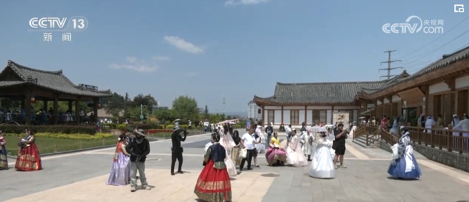 “文旅大餐”花式上“新” 夏日旅游消费“热”起来