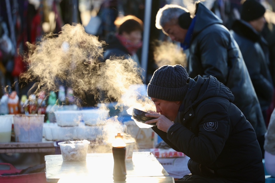 北京：年轻人钟爱沙河大集 感受生活的“烟火气”