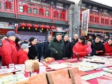 独家视频丨习近平春节前夕在天津看望慰问基层干部群众