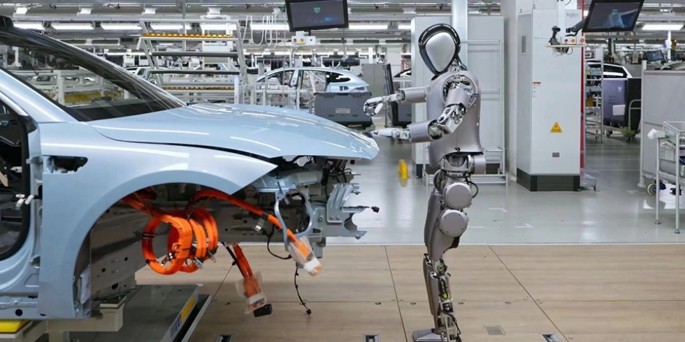  The humanoid robot has entered the factory to work! How far is it from entering life?