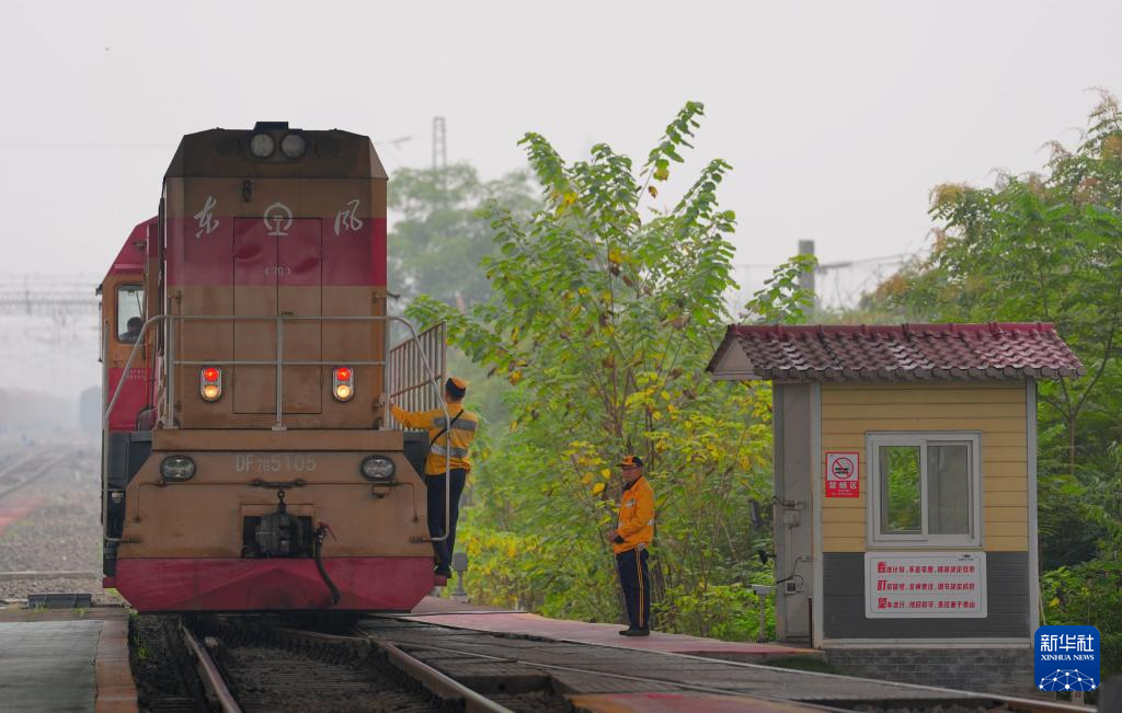 中欧班列（成渝）已开行3.6万列