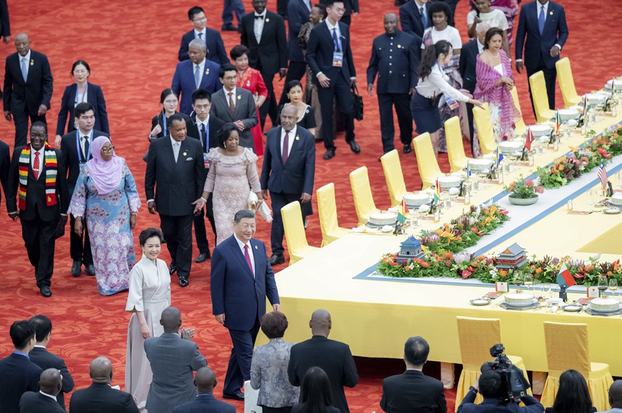 习近平和彭丽媛为出席中非合作论坛北京峰会的国际贵宾举行欢迎宴会