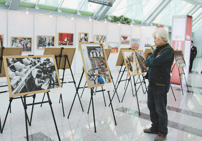 “我非常想去看看今天的中国”——“40年，那些难忘的瞬间”图片展在首尔举行