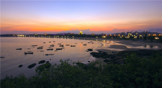 黄金海岸马銮湾