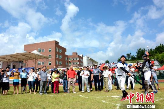 【福建】海峽兩岸棒球文化節(jié)在福建連城舉行