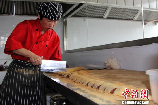 台湾美食亮相河北承德购物美食节