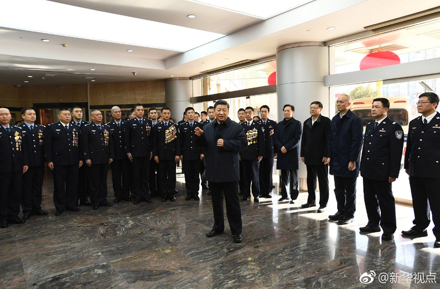 春节前夕习近平在京看望慰问基层干部群众