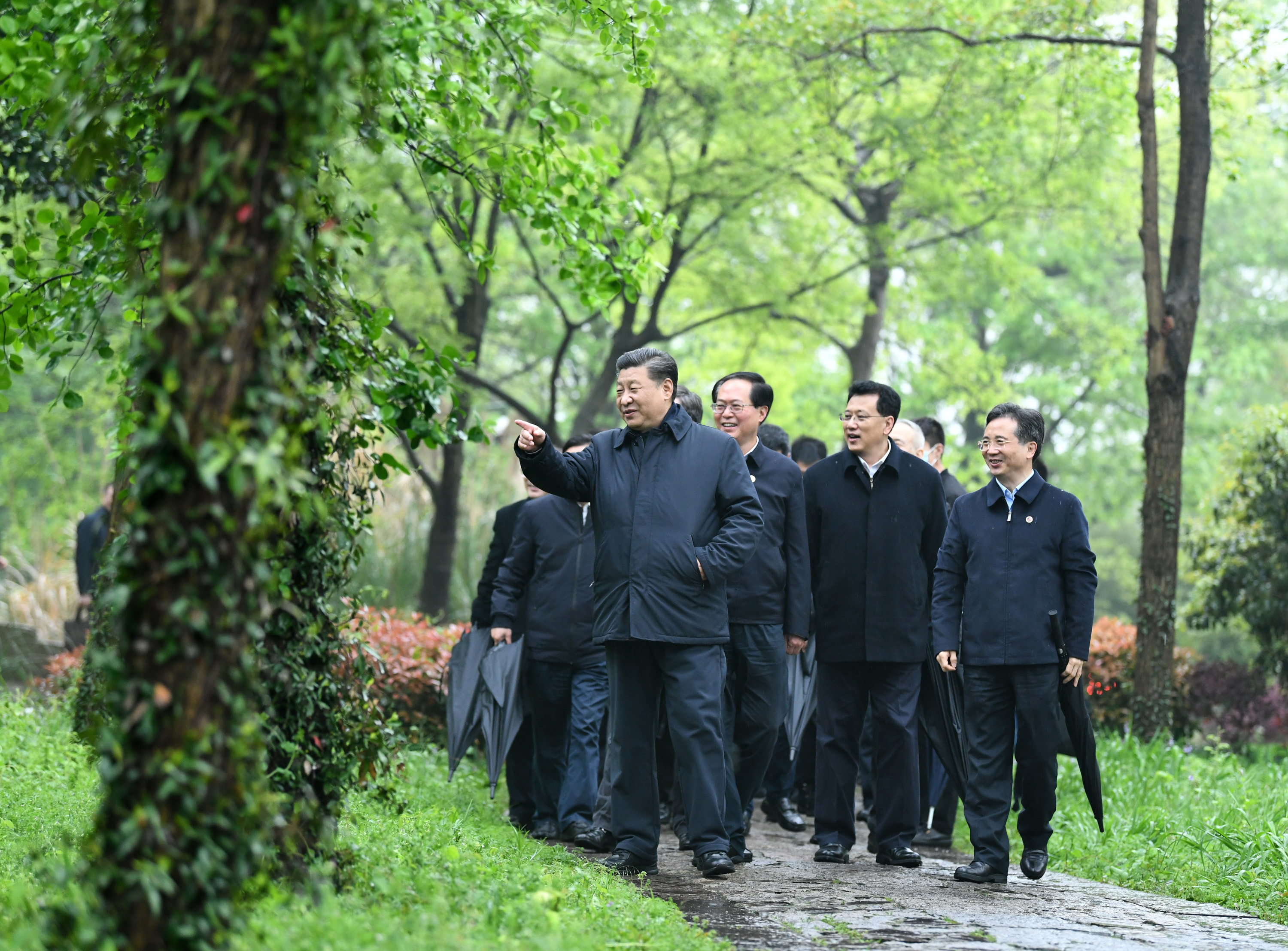 热解读 | “浙江行”第三日 习近平关注了这个话题