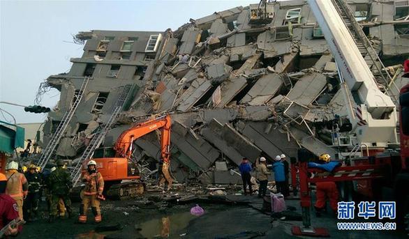 台湾高雄6.7级地震 目前已有２人死亡