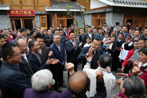 李克強：要用發(fā)展“新經(jīng)濟(jì)”的思路建設(shè)“新蘆山”