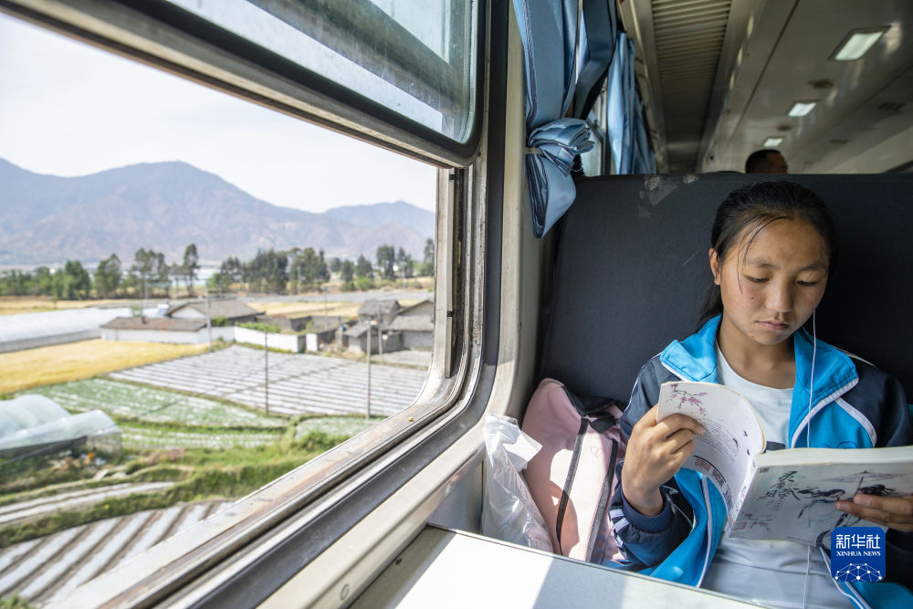 時光列車，“跑”出中國鐵路新跨越