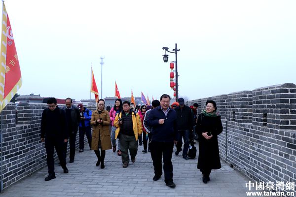 首届海峡两岸乡土文化论坛圆满收官 弘扬乡土文化共建美丽家园成为共识