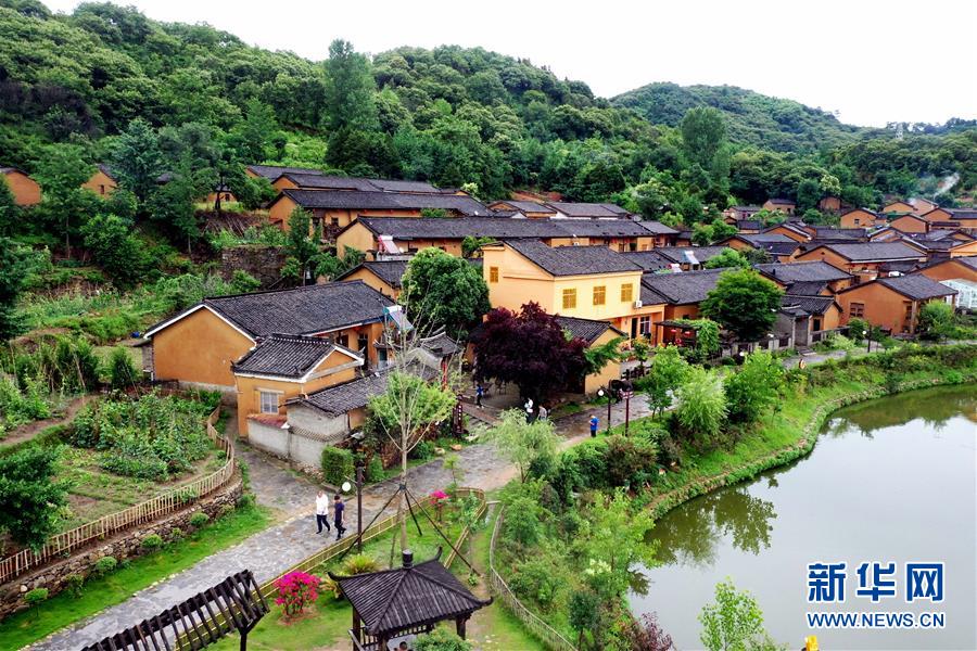 大山深处有“新家”——大别山村绘出现代版“富春山居图”