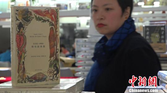 再現(xiàn)“深夜書店” 上海書迷的告別與迎接