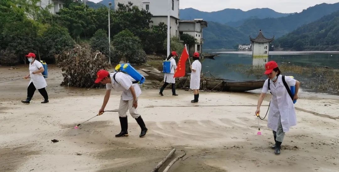 “洪水无情，台盟有爱”——安徽台盟在行动