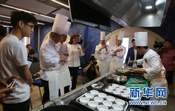 “源味中国—中国非遗美食文化周”在曼谷中国文化中心举行