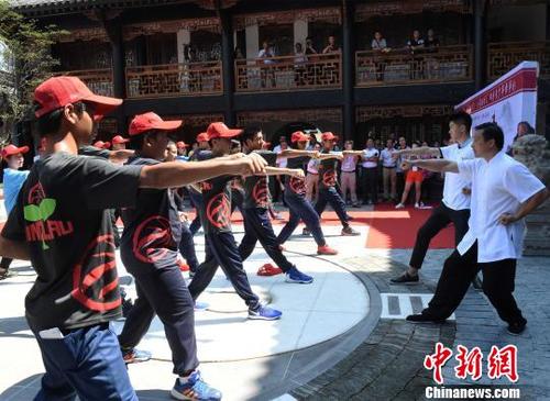 台湾“小岳飞”们的大陆首秀：将忠孝文化传承下去