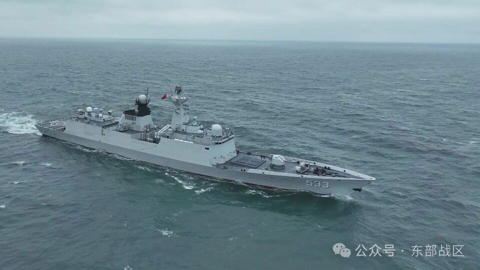 戰(zhàn)機升空、軍艦戰(zhàn)巡 東部戰(zhàn)區(qū)持續(xù)位臺島周邊演習(xí)最新照片發(fā)布