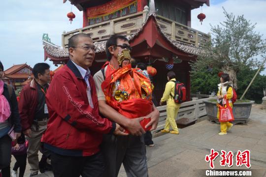 臺灣臺中媽祖信眾“媽祖故里”謁祖進(jìn)香 吁臺湄直航