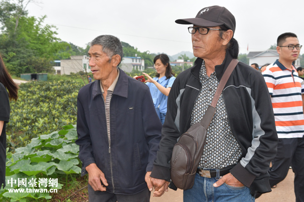 川籍臺(tái)灣老兵后代大陸尋親 了卻父親“回家”遺愿