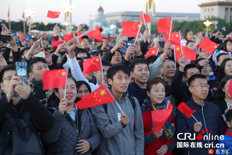 国际锐评：中国在发展中承担大国责任