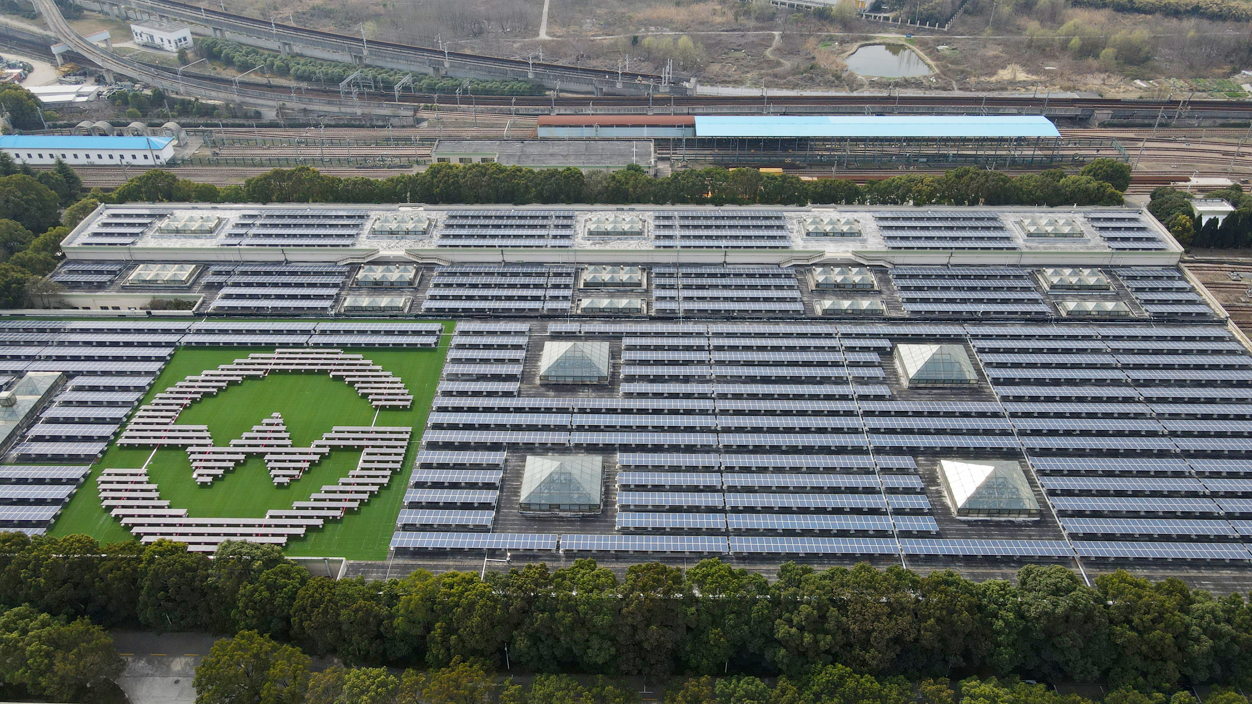 港媒：中国交通领域加速利用太阳能