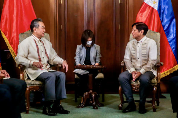 菲律宾总统：南海问题不应限制和妨碍菲中合作
