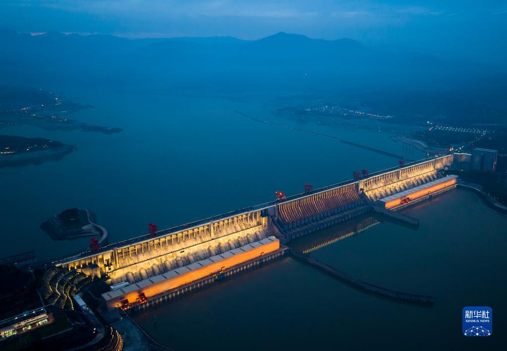 三峡水库水位消落至汛限水位迎战主汛期