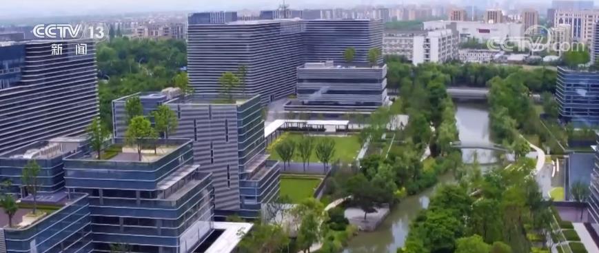 秉承绿色建筑理念 城市建筑成湿地邻居