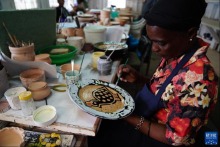 肯尼亚：小而美的Kazuri手工作坊