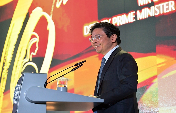 新加坡总理接班人率团访华，中新合作哪些领域将成热点？