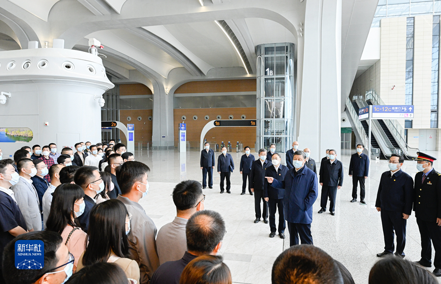 习近平在河北雄安新区考察并主持召开高标准高质量推进雄安新区建设座谈会