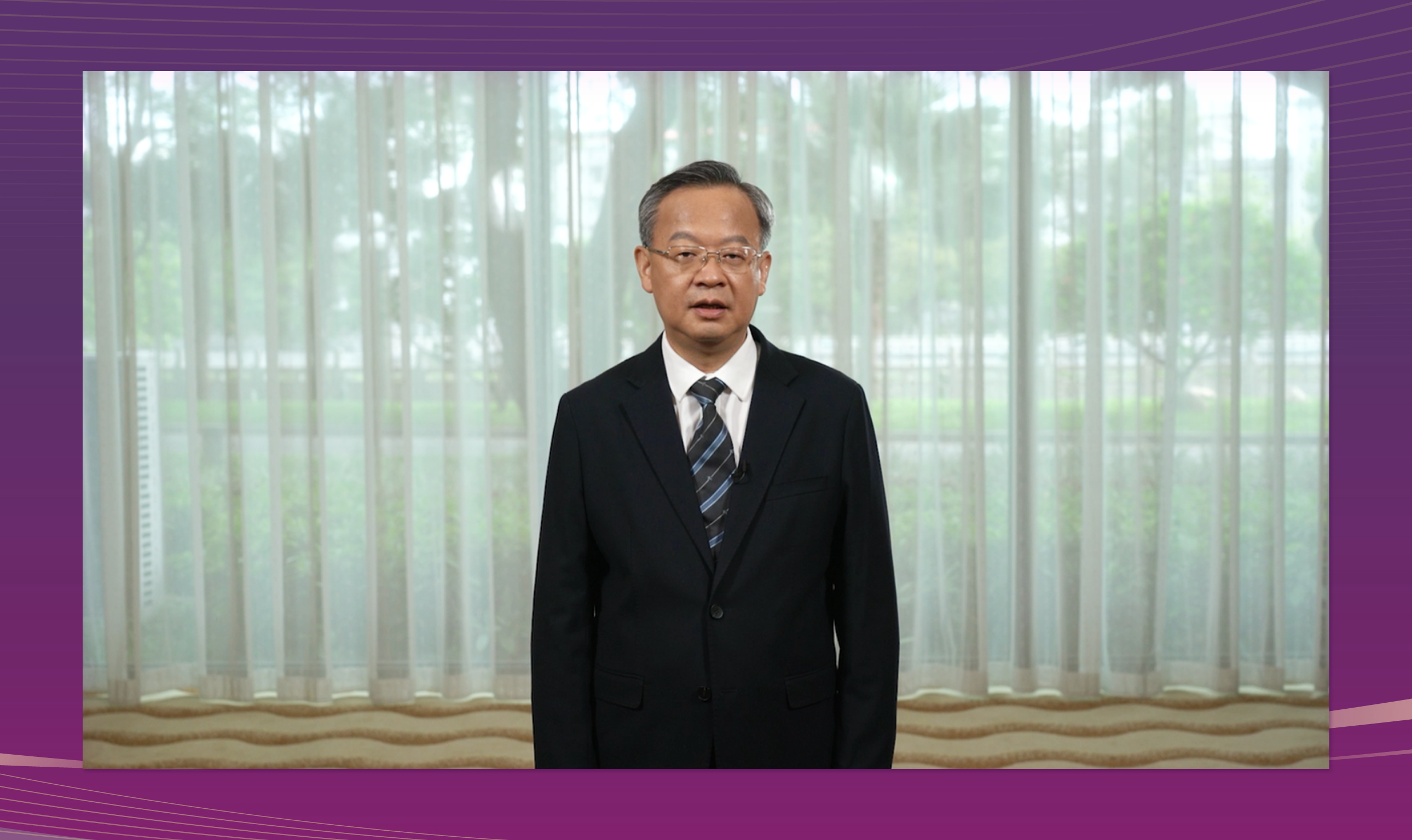 广东省委常委,宣传部部长陈建文发布仪式上,中央广播电视总台编务