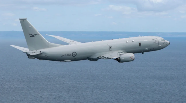 澳军机南海上空玩“碰瓷”，军事专家：背后意图值得警惕